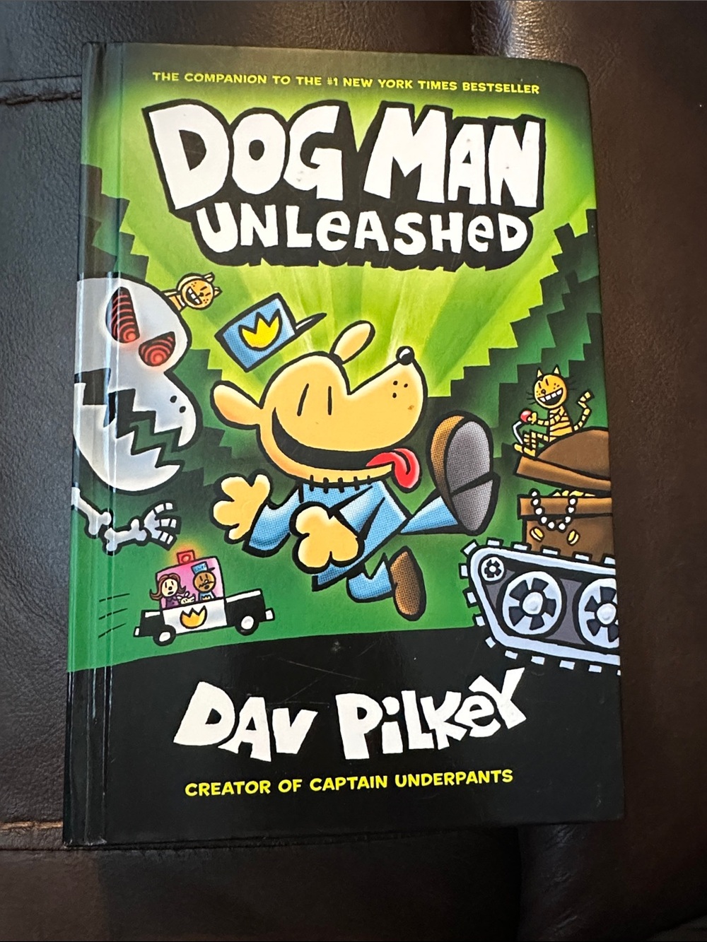 Dog Man - Unleashed hardcover graphic novel by Dav Pilkey